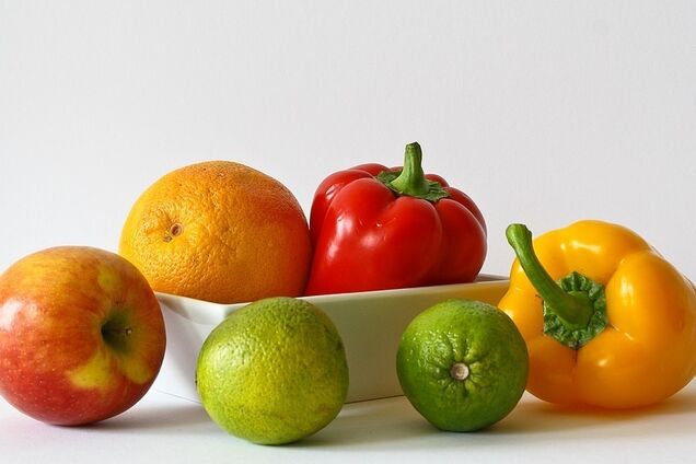 Як не можна зберігати овочі, фрукти та ягоди: вони швидко зіпсуються 