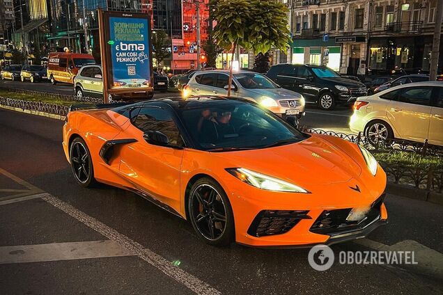 У центрі Києва помітили новий Chevrolet Corvette C8