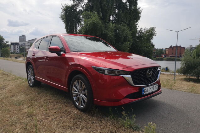 Еволюція бестселера: тестуємо оновлену Mazda CX-5