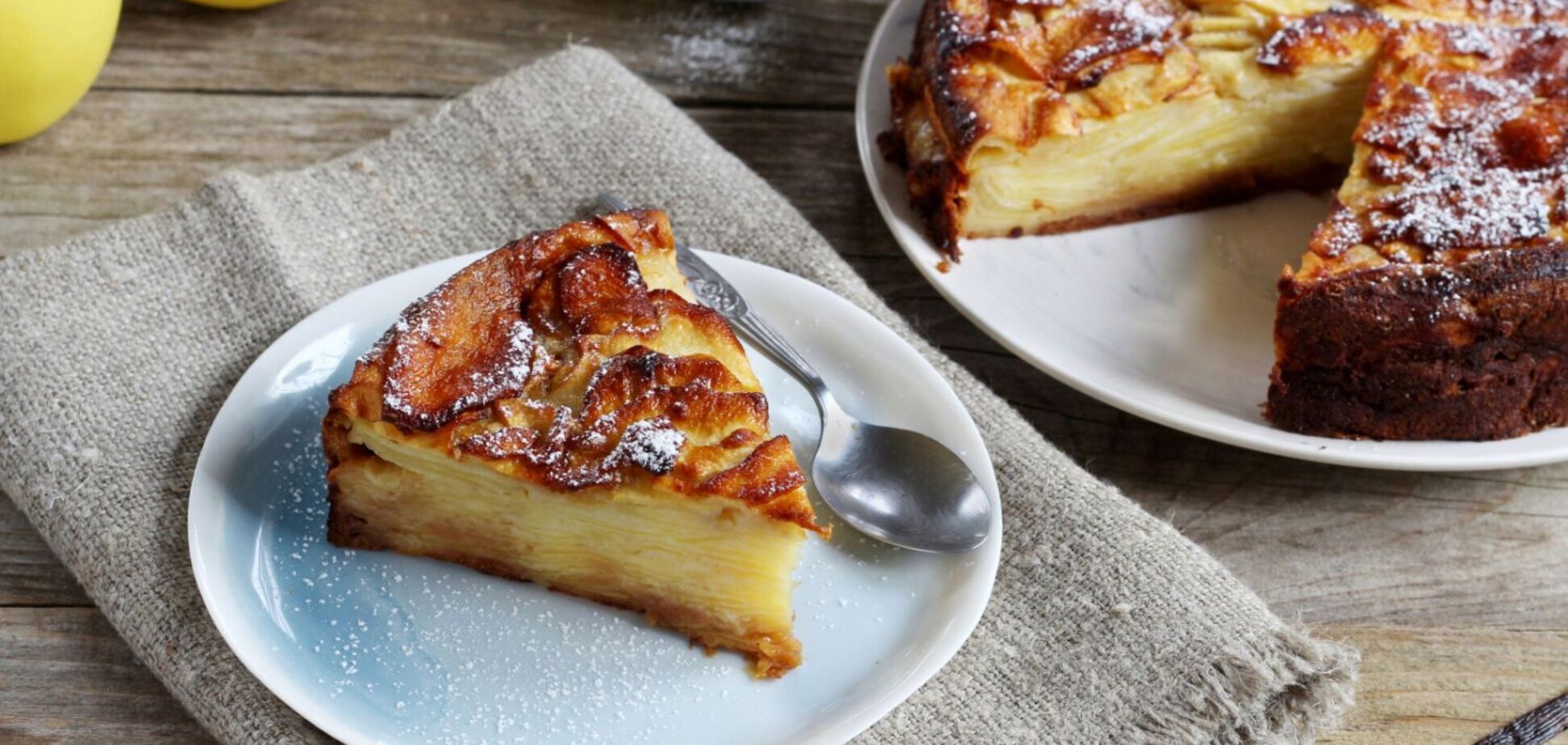 Коли шарлотка набридла: рецепт ніжного яблучного пирога 'Пломбір'