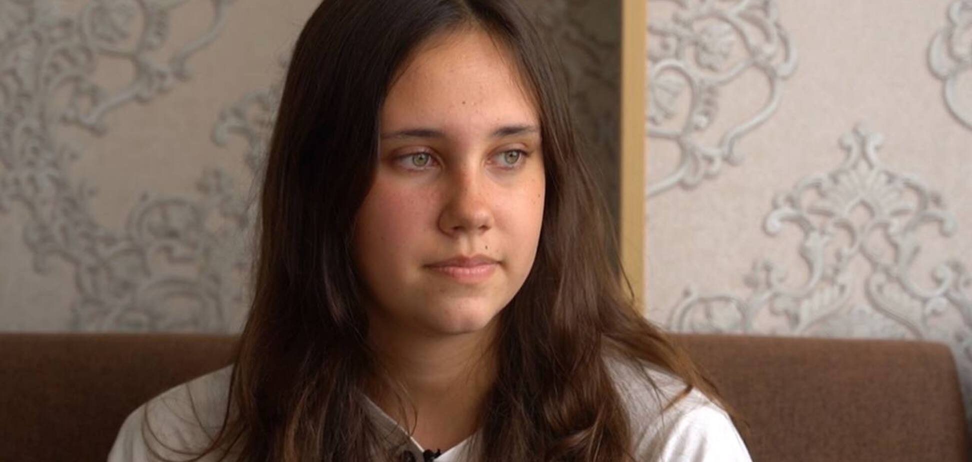 Фонд Рината Ахметова помог с реабилитацией 15-летней Кристины, раненной во время обстрела Запорожья