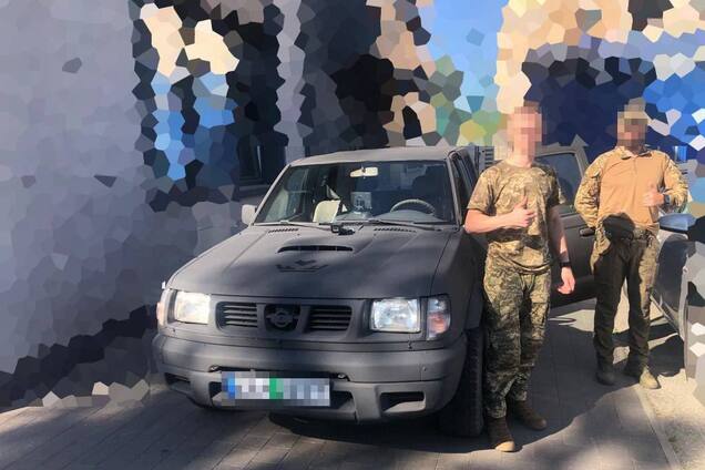 Favbet Foundation передал ВСУ очередной автомобиль Mitsubishi L200