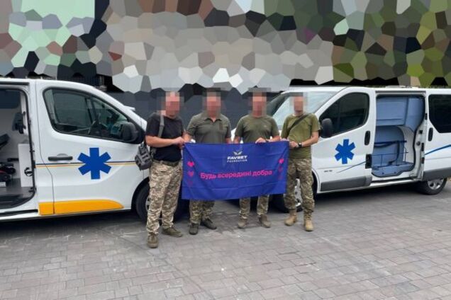 Уже более 210 автомобилей от Favbet Foundation получили ВСУ с начала полномасштабной войны