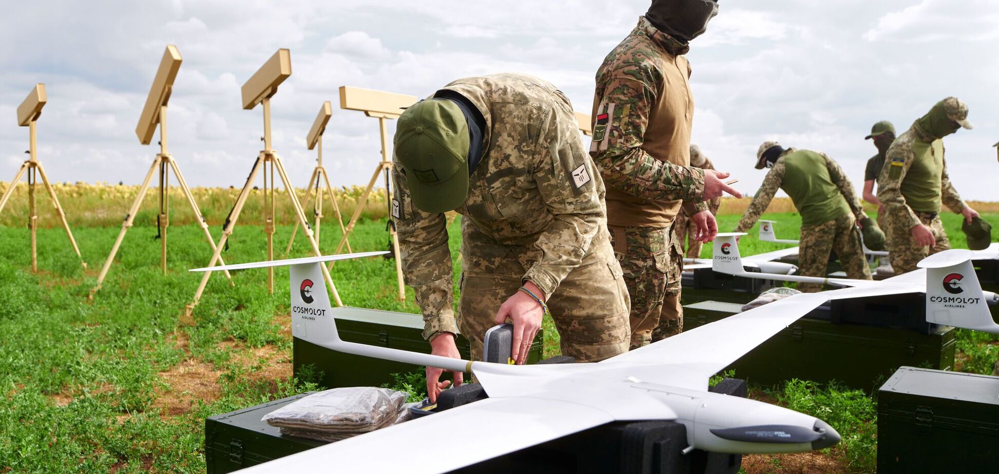 Cosmolot Airlines: первые 15 ударных 'птичек' передали самым эффективным экипажам