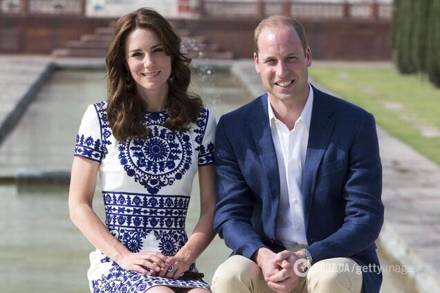 Позирование по-королевски: 7 фирменных поз и жестов семейства Виндзоров