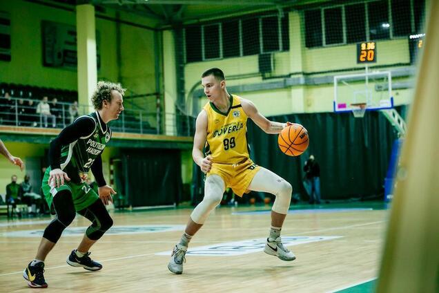 'Прикарпатье-Говерла' в овертайме обыграло 'Политехнику-Галичину' в Суперлиге Favbet