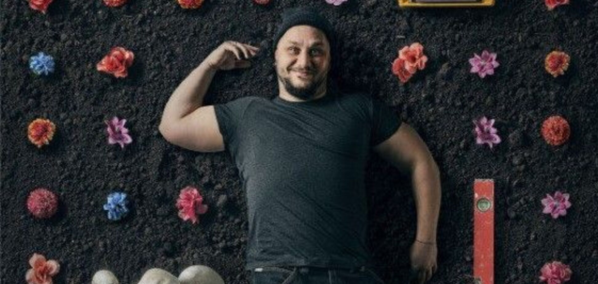 Збірка 'Я працюю на цвинтарі' Павла Паштета Белянського: історії про життя і людей