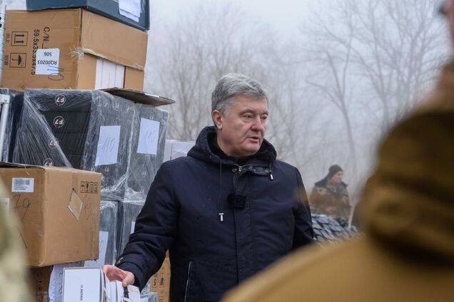 Дают пас нашим врагам: Порошенко прокомментировал давление на журналистов и атаки силовых структур на бизнес