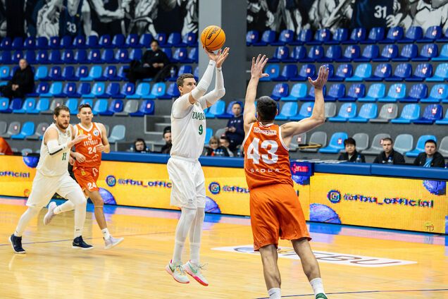 'Запорожье' в напряженном матче Суперлиги Favbet победило 'Кривбасс'