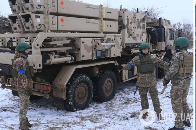 'Постачання допомоги є критичним': у Білому домі заявили, що РФ намагається перевантажувати українську ППО