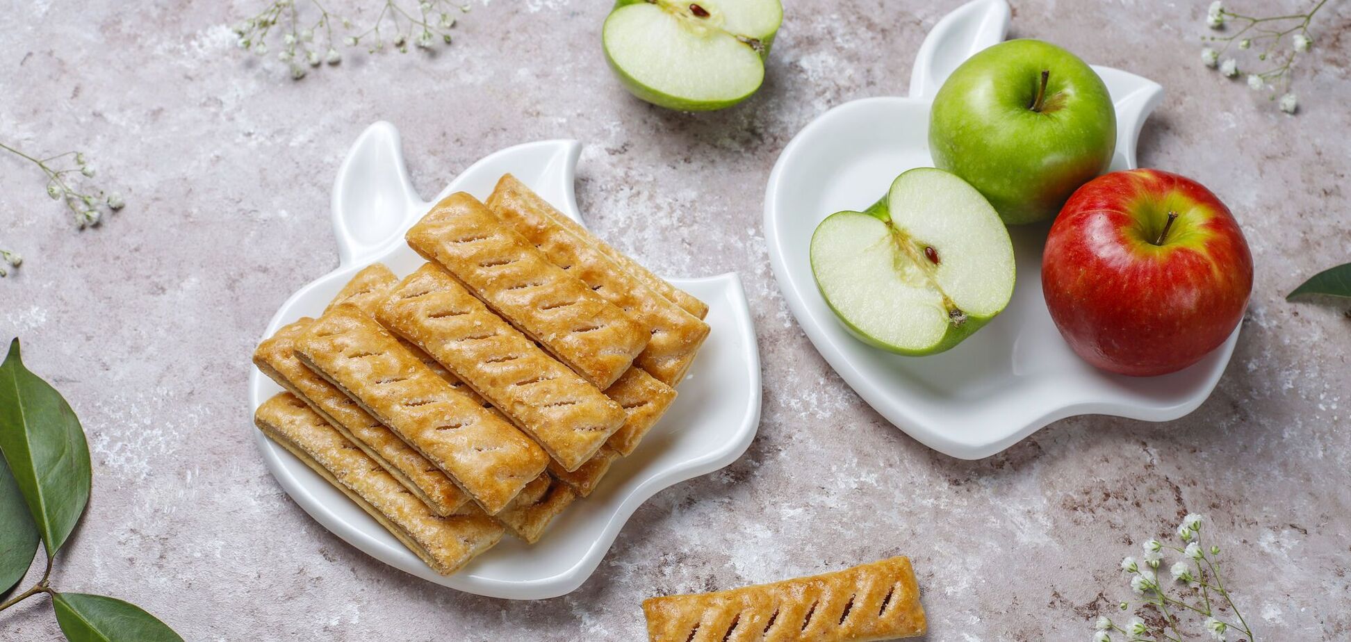 Слойка з яблуками та корицею: швидкий десерт для найрідніших
