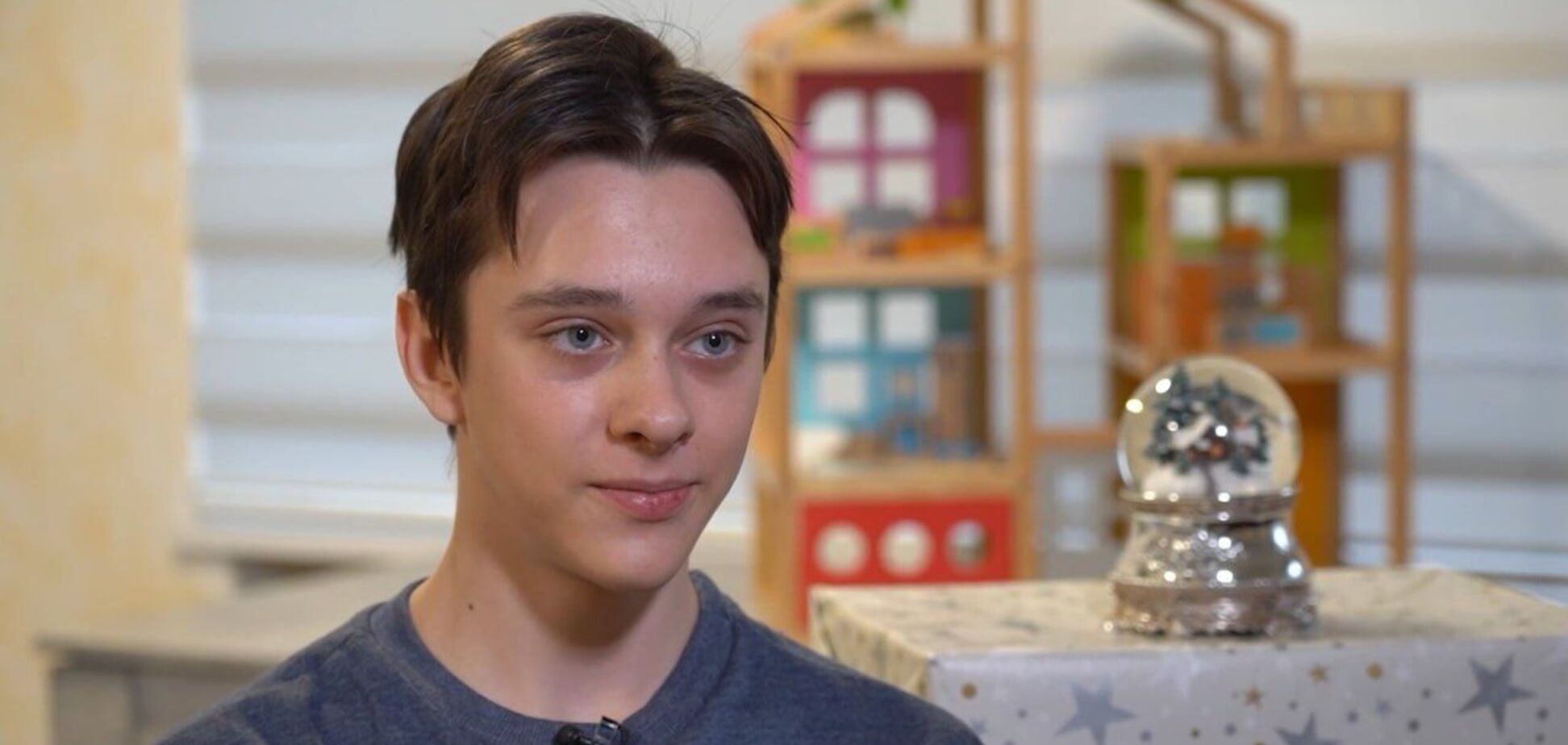 Расскажите свою историю о войне на портале музея 'Голоса Мирных' или бесплатной горячей линии 0 (800) 509 001