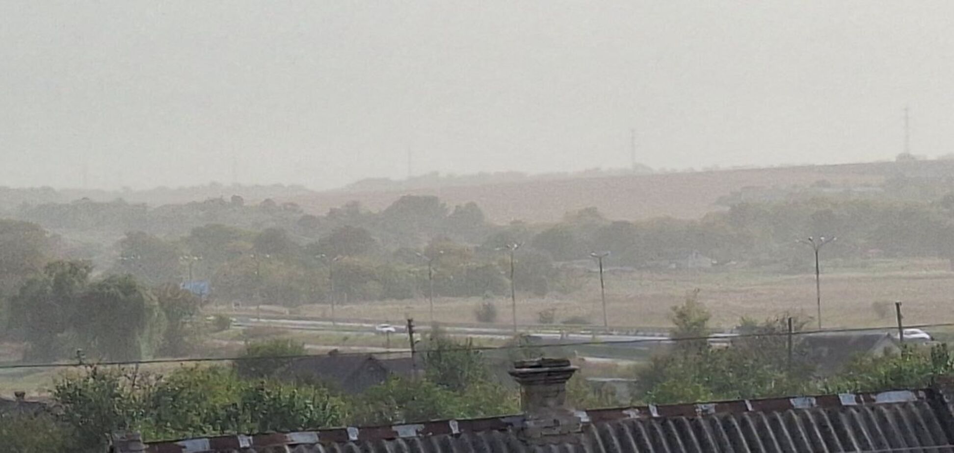 Не пилова буря, а її наслідки? Що насправді відбувається у повітрі над Україною