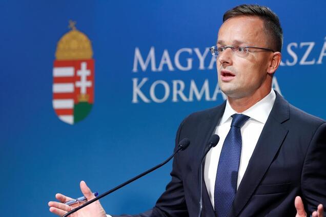 'Возмутительно и скандально': Сийярто набросился на украинскую теннисистку, которая отказалась пожать руку венгерке