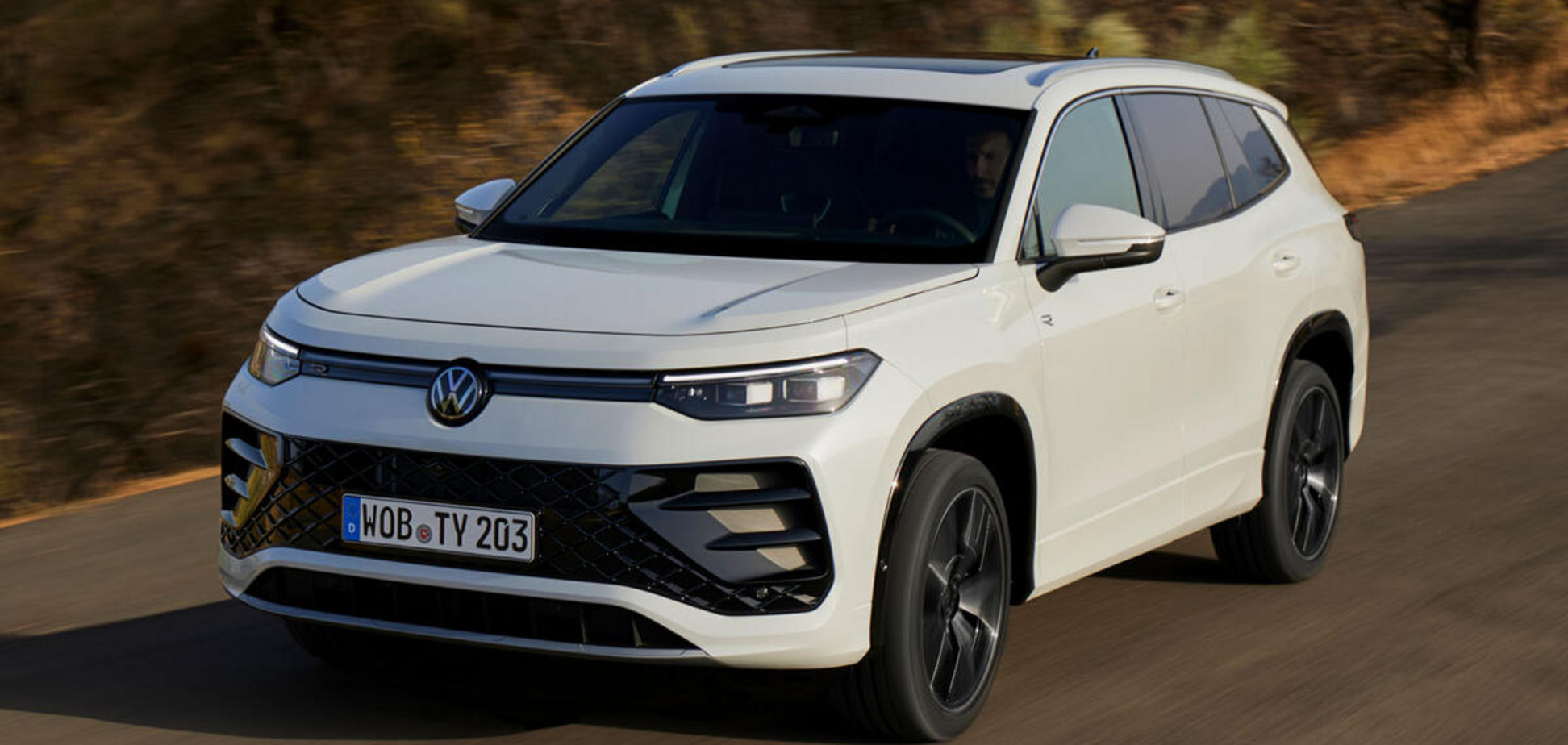 Большой и практичный: Volkswagen представил семиместный автомобиль Tayron