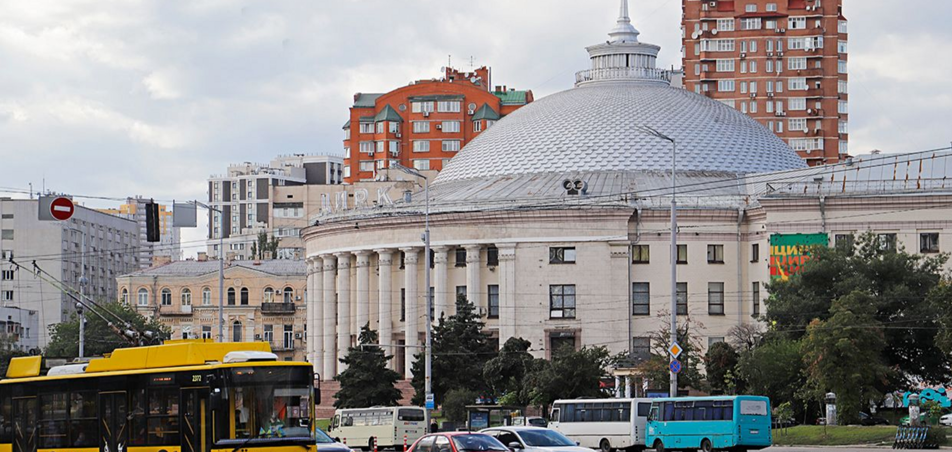 Киев не узнать: в сети показали редкие кадры столицы в 60-е годы. Видео