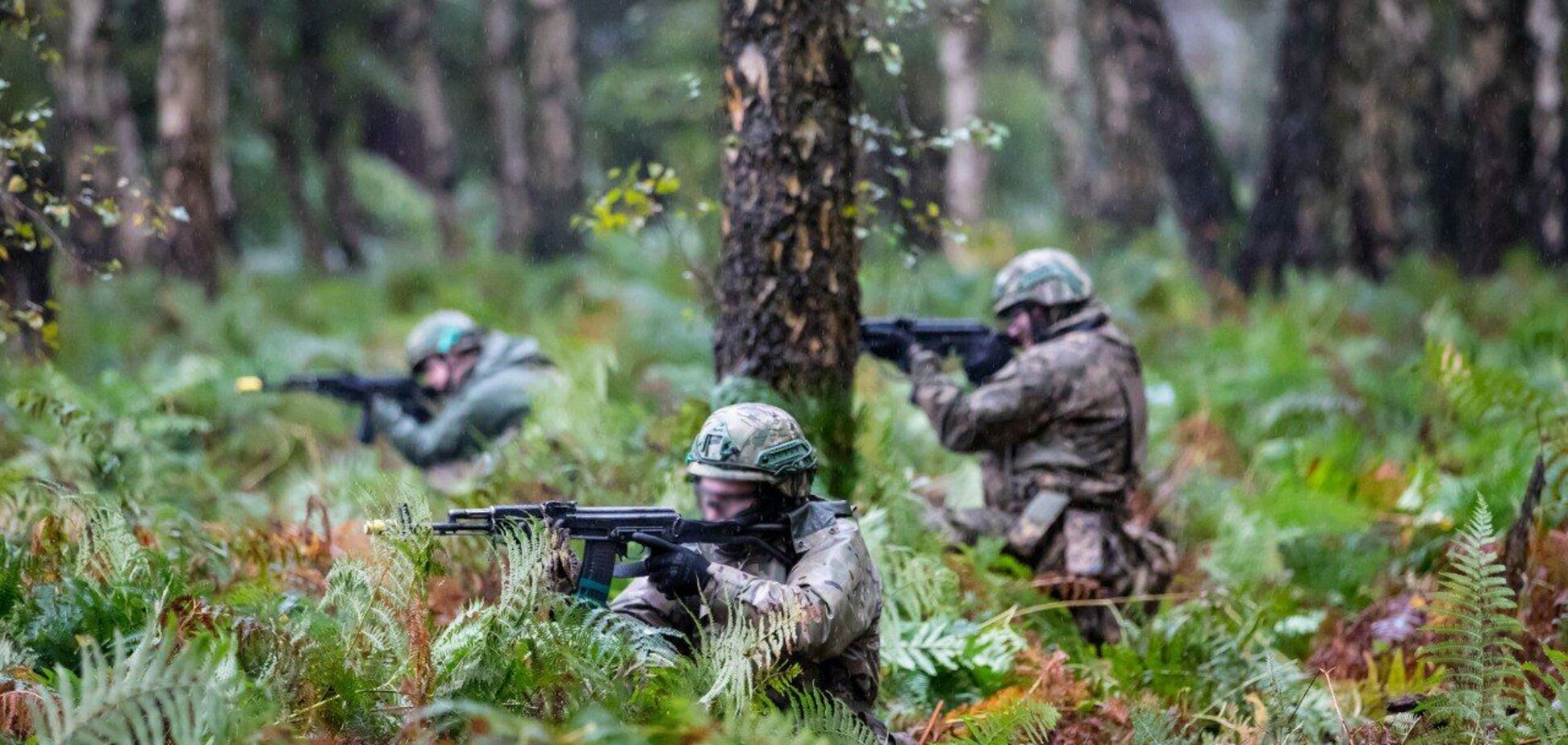 Патрулювання, засідка й такмед: у ЗСУ показали підготовку новобранців данськими інструкторами у Британії. Фото