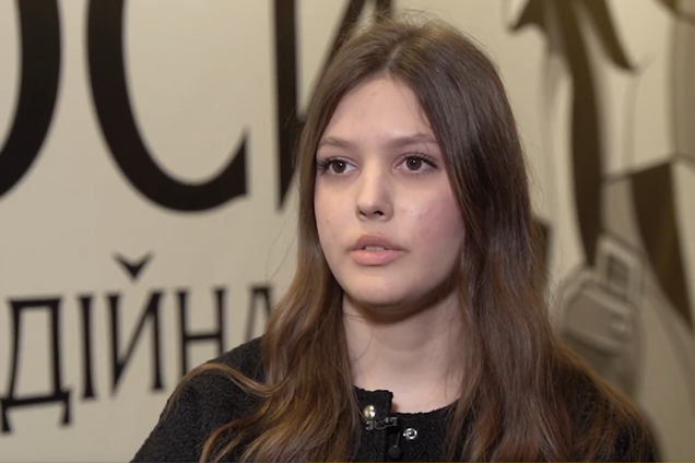 'Жертвы наших защитников не должны быть напрасны': 18-летняя Александра из Николаева доверила свою историю Музею 'Голоса Мирных' Фонда Рината Ахметова