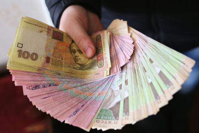 В Україні можуть запровадити новий штраф до 51 тис. грн за фінансові злочини з «дропами»