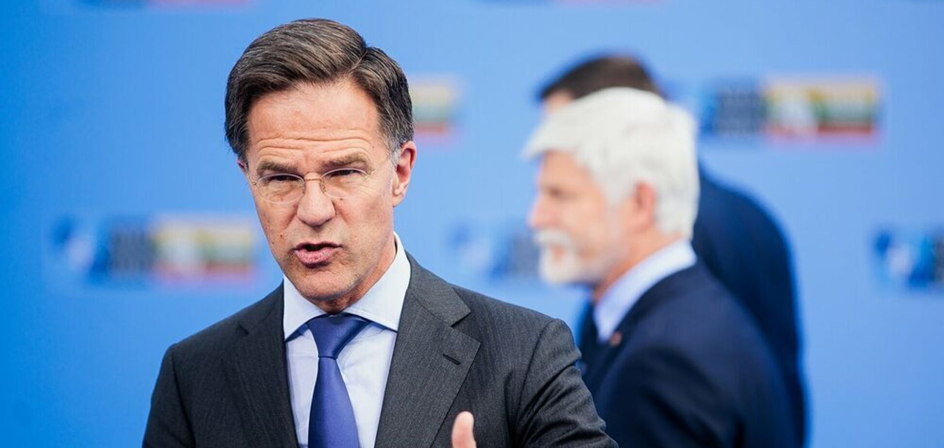 "НАТО не запугать угрозами России": Рютте посетил штаб-квартиру, которая координирует помощь Украине