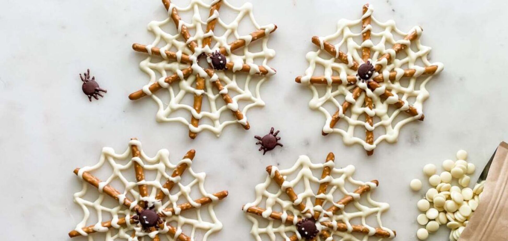 Що приготувати дитині на Геловін за 10 хвилин з мінімуму продуктів: оригінальна ідея