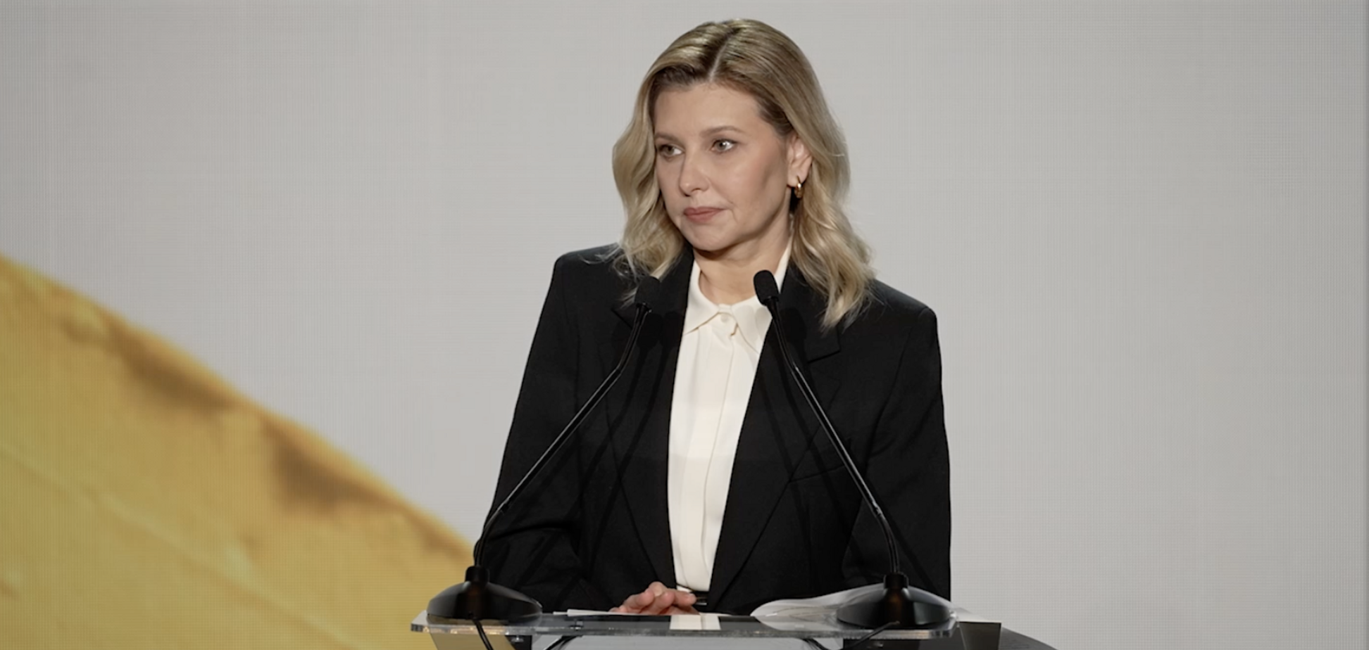 Есть в гардеробе Виктории Бекхэм и Елены Зеленской: как выглядит модный костюм 2024 года. Фото