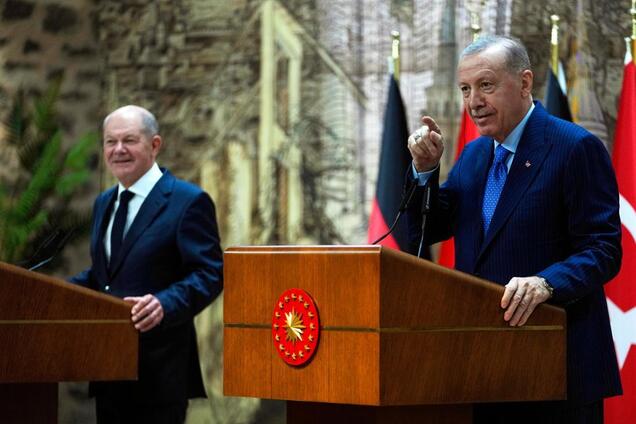 Шольц и Эрдоган провели закрытые переговоры и определили общую позицию по войне в Украине