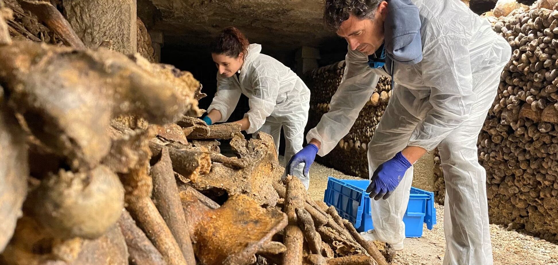 Империя смерти. Исследователи приблизились к разгадке секрета катакомб Парижа, где хранятся останки более 6 миллионов человек