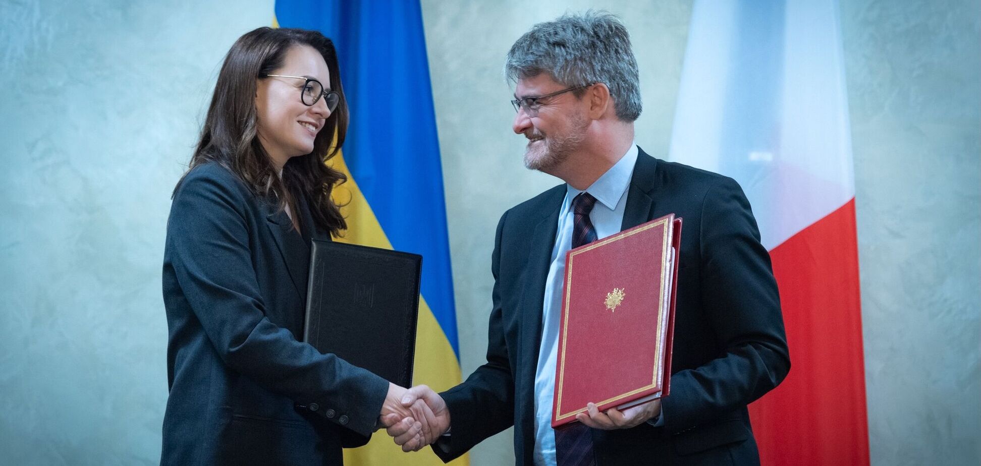 Юлія Свириденко, Гаель Вейсьєр