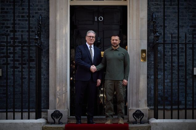 Премьер Британии выступил против ракетных ударов по украинским портам