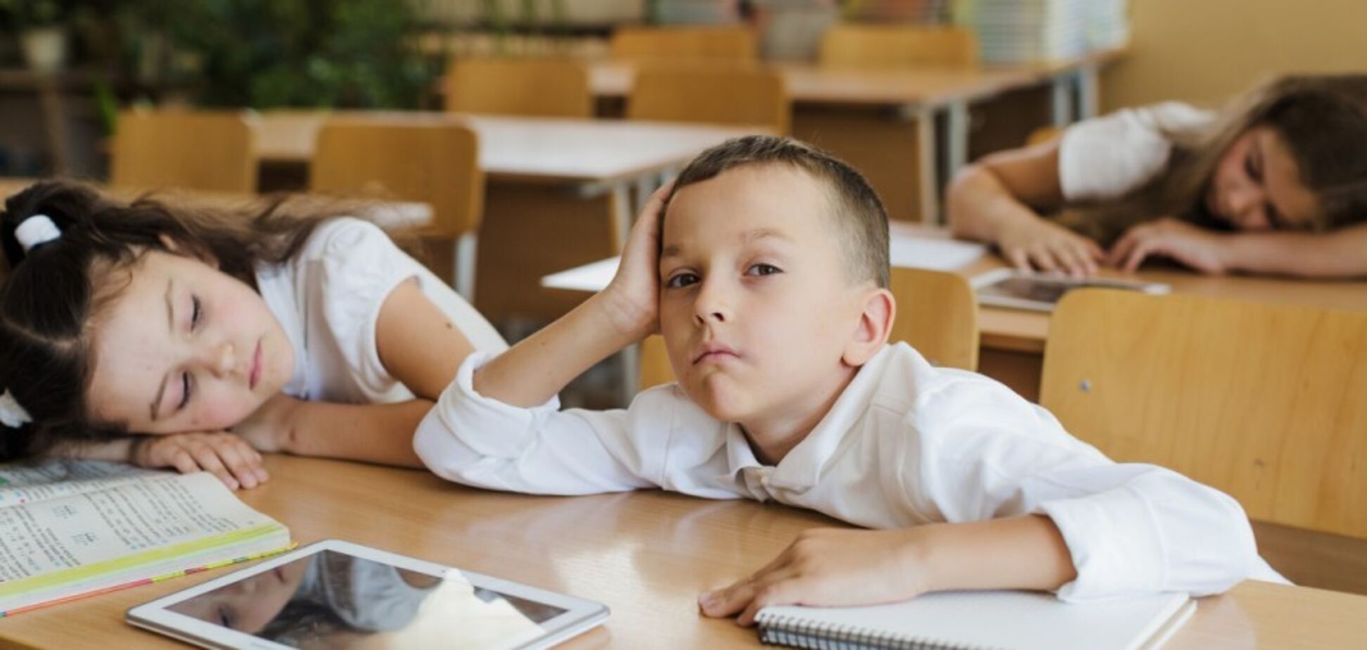 'Травма для батьків, але не для дитини'. Що робити, якщо першокласник виявився не готовим для школи: поради психологів