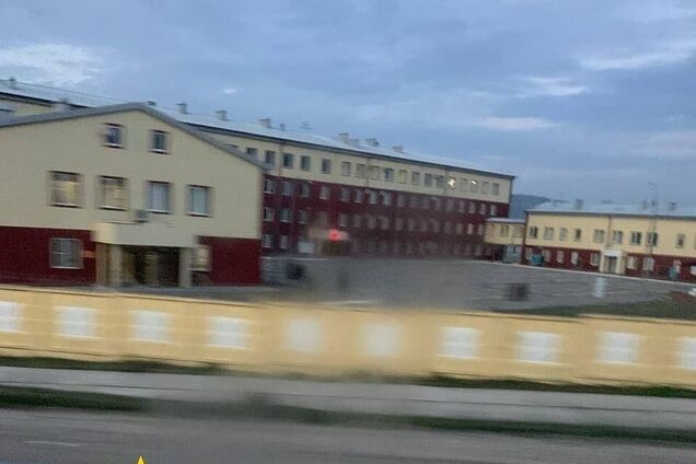 Під Новоросійськом будують новий склад боєприпасів, об’єкт охороняють десантники і члени ПВК – 'Атеш'