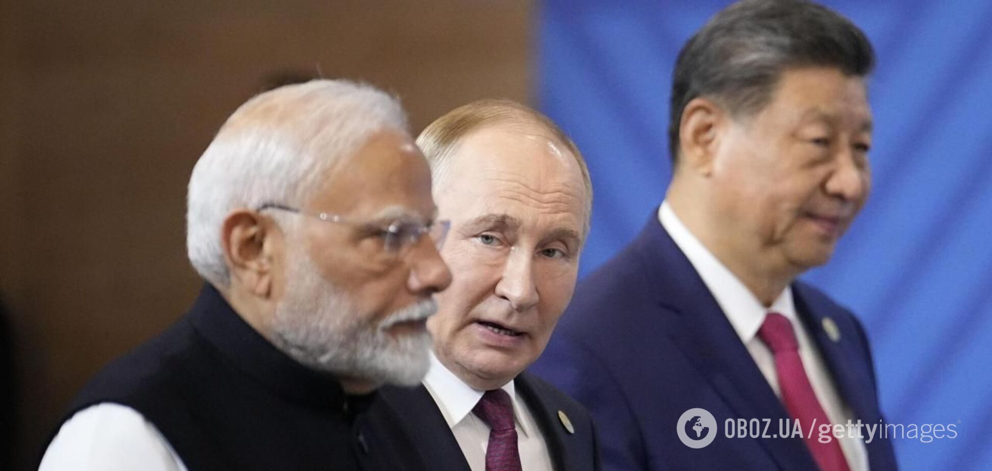 Премьер-министр Индии Нарендра Моди, российский диктатор Путин и лидер Китая Си Цзиньпин на саммите БРИКС