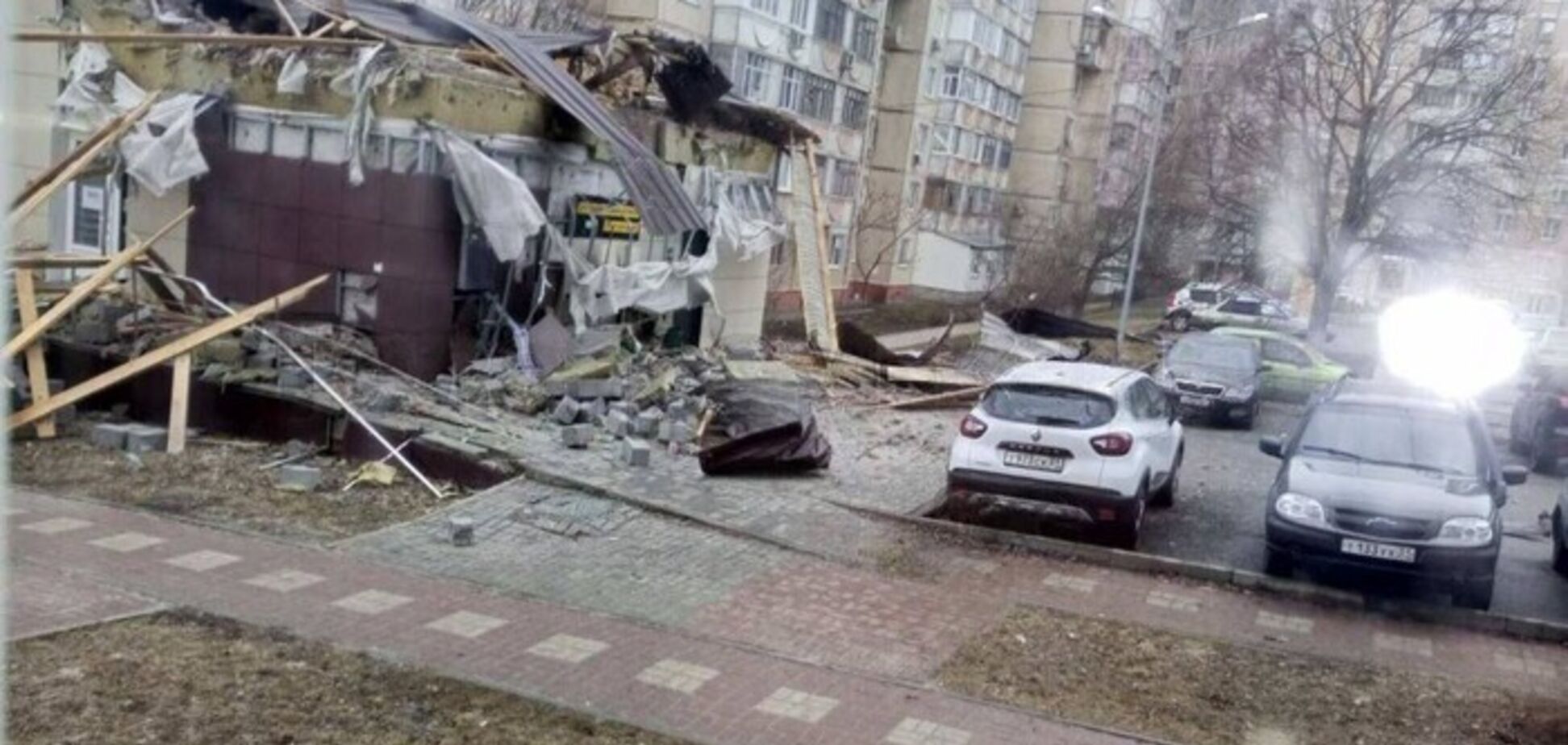 'Укрытий нет, где нам прятаться?' Россияне на третий год войны обеспокоились из-за 'СВО' и пожаловались, что власть их 'кинула'. Аудио