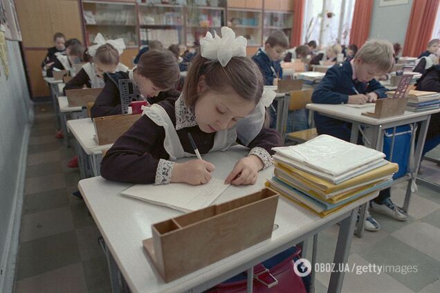 Чому в школах в СРСР забороняли писати кульковими ручками