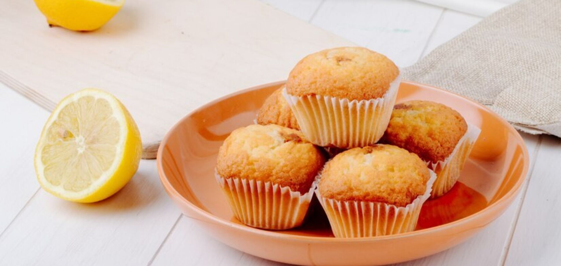 Пухкі сирні кекси до чаю: готуються елементарно