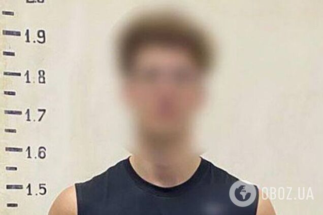 Маскировал закладки с наркотиками под камни: в Киеве с поличным задержали 18-летнего студента. Фото