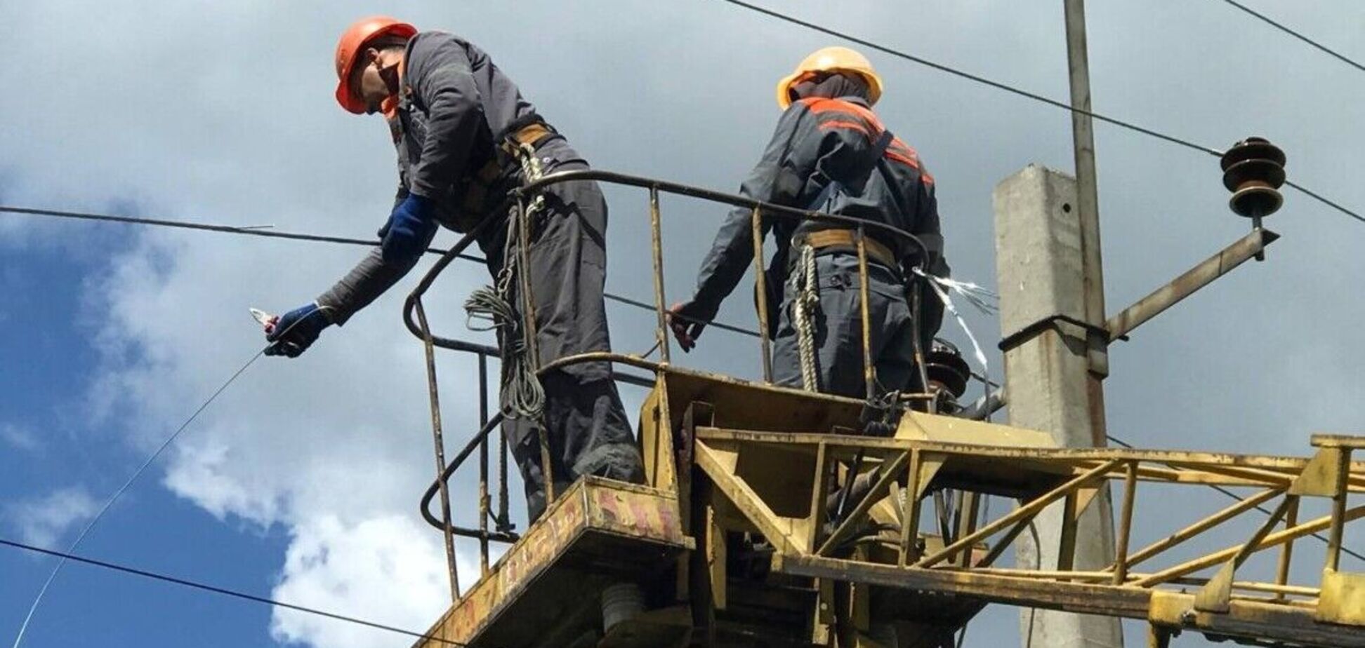 В ДТЭК заявили о выполнении основных работ по подготовке электросетей к зиме
