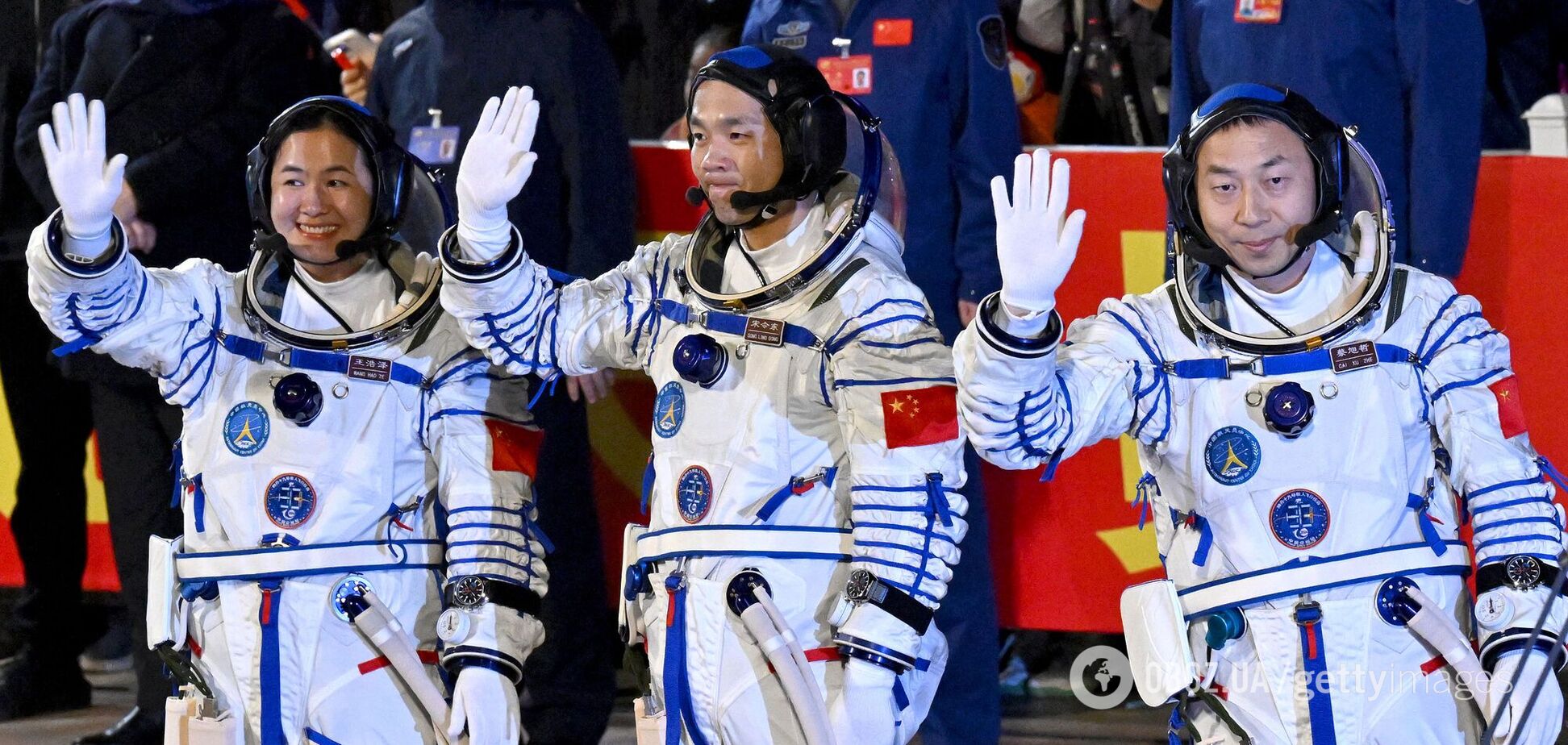 Китай впервые показал свою суперсовременную космическую станцию Tiangong изнутри. Фото и видео