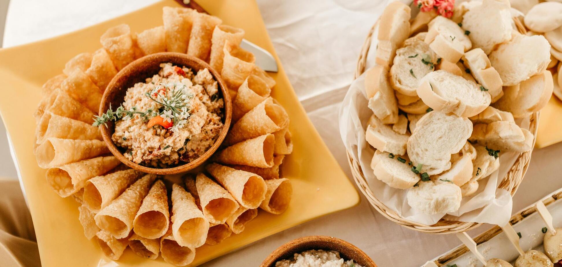 Намазка из сельди и плавленого сыра: идеально подойдет для утренних бутербродов.