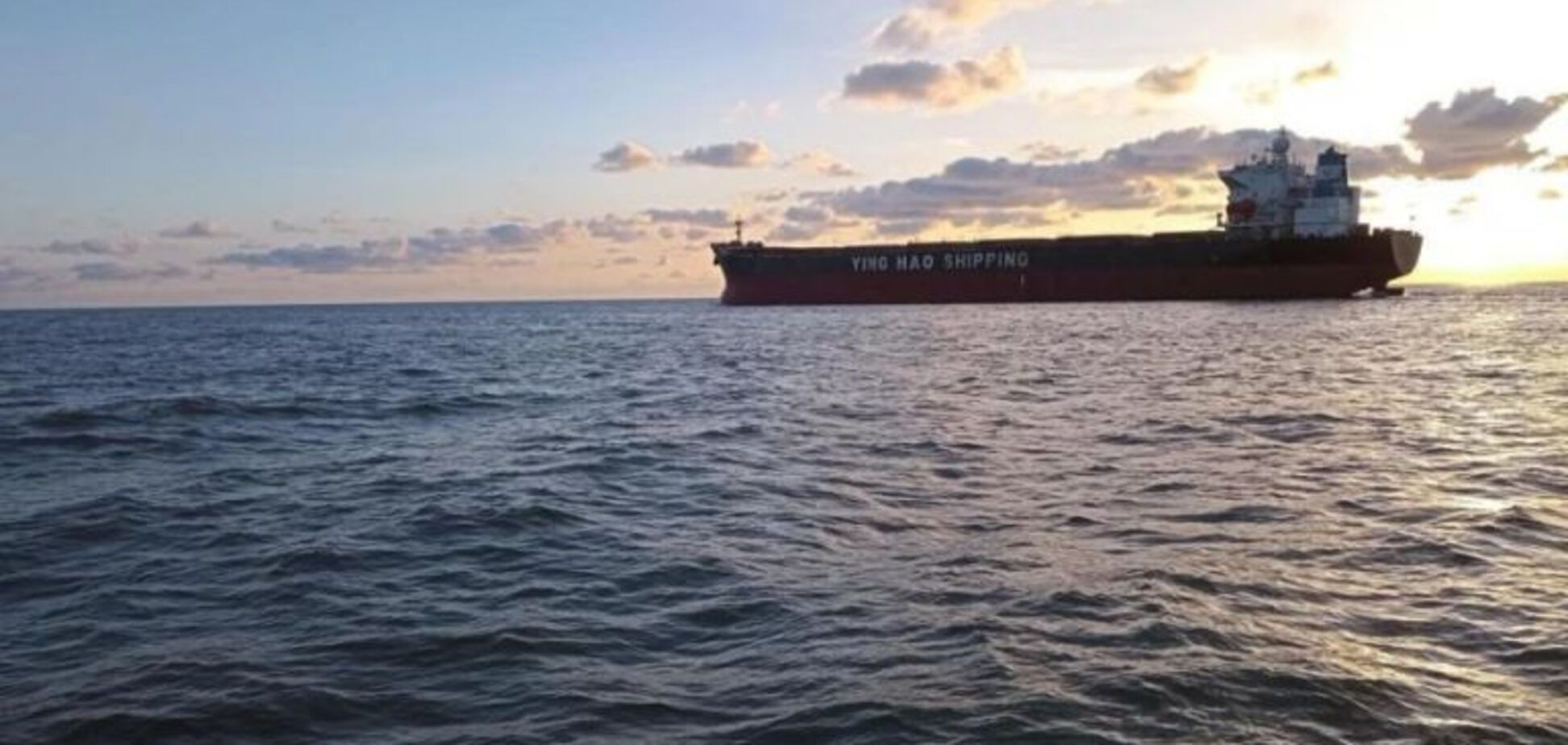 Росіяни атакували Одесу балістичними ракетами: постраждала портова інфраструктура, загинула людина