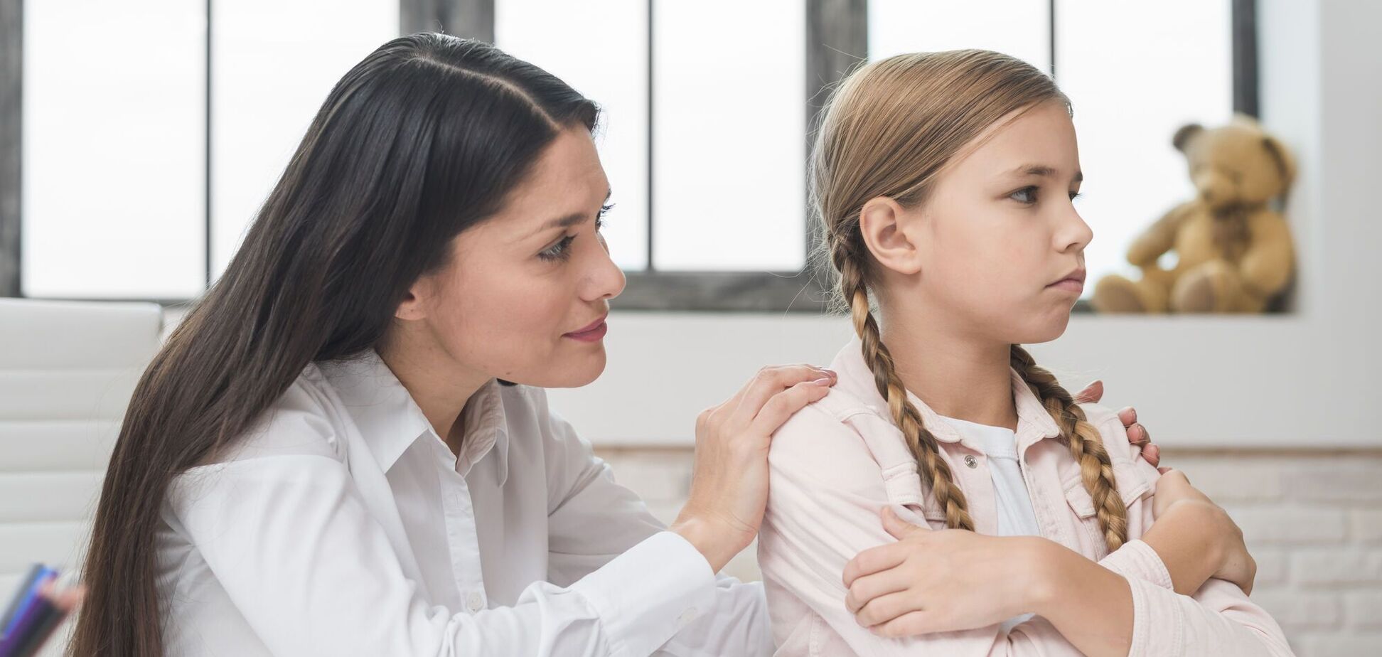 'Так удобнее управлять': заслуженный учитель Украины объяснил, откуда у ребенка берется страх школы и как это исправить