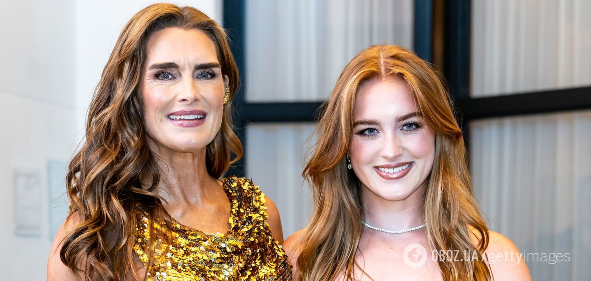 Брук Шилдс вийшла в світ із старшою дочкою, яка дуже схожа на маму. Фото