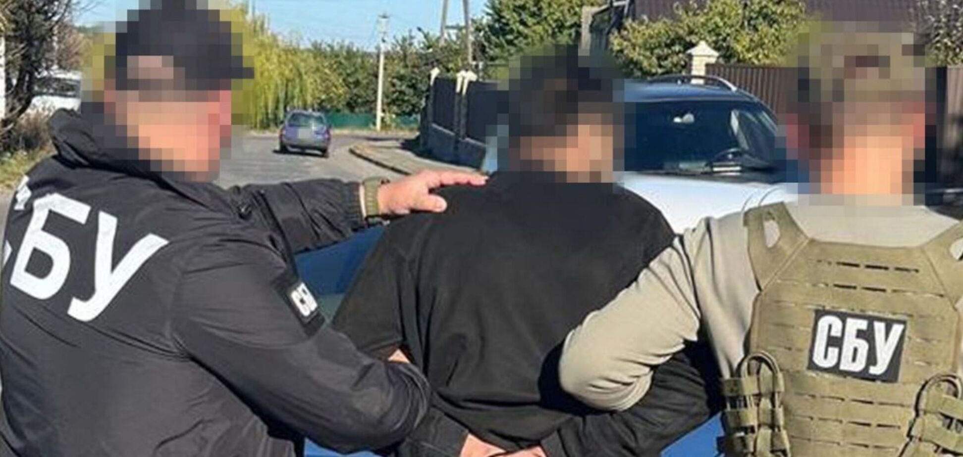 Погрожував убити дитину: СБУ та Нацполіція затримали рекетира, який 'вибивав' гроші з дружини безвісти зниклого воїна ЗСУ. Фото