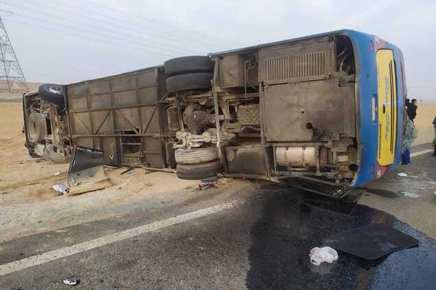 В Египте произошло ДТП с автобусом: в МИД уточнили данные о пострадавших украинцах. Фото