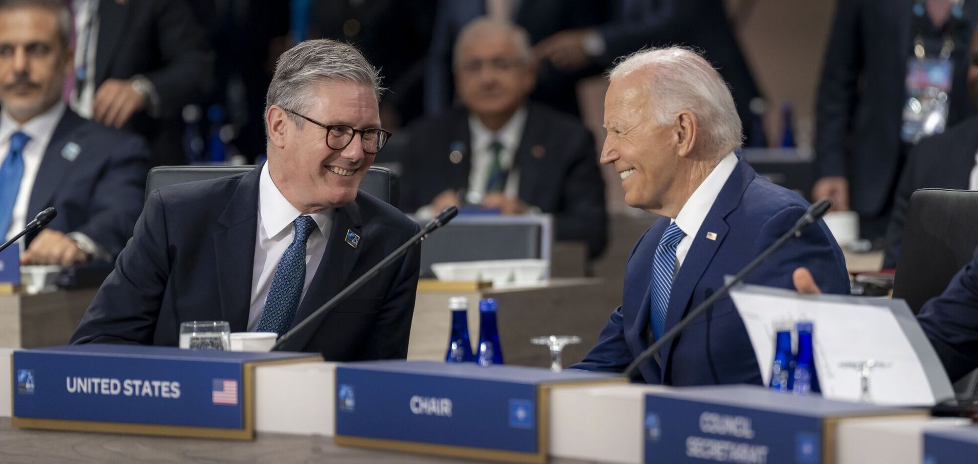 Кир Стармер попросит Байдена выделить $20 млрд для Украины до 20 января