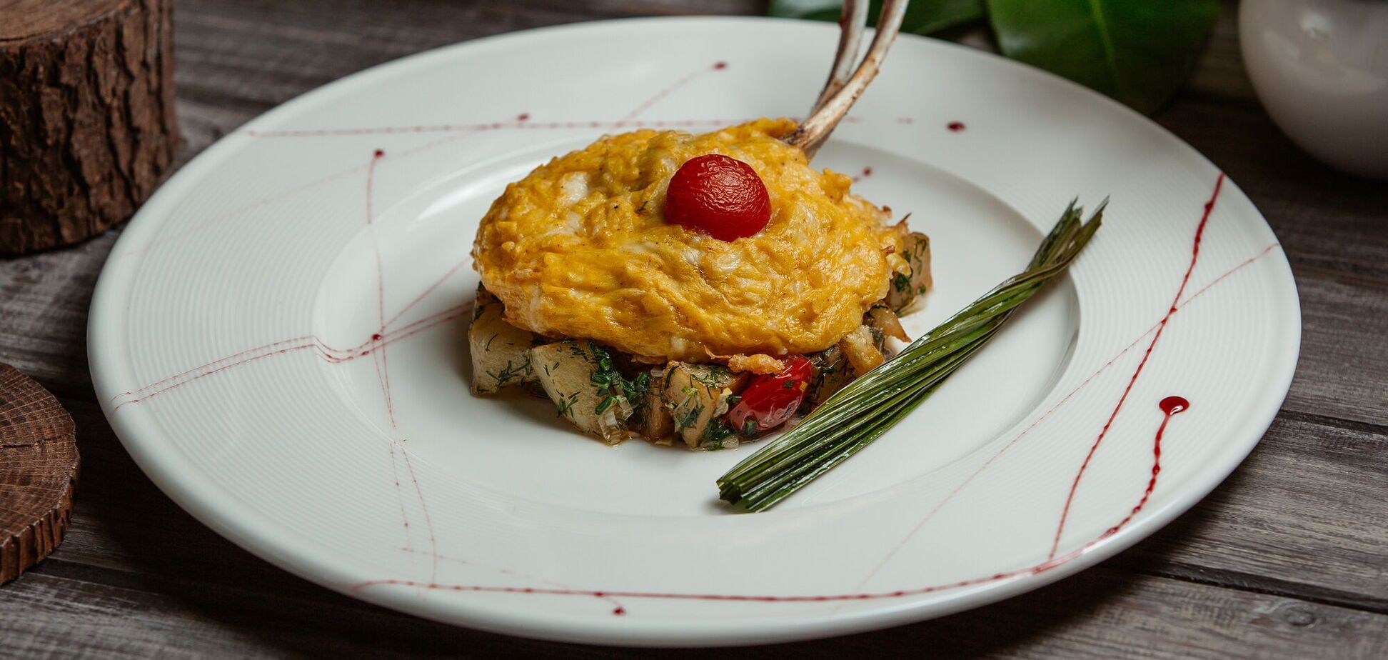 Що приготувати на святковий стіл з фаршу та ананаса: рецепт смачної закуски