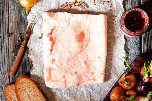 Почему нужно обязательно есть сало: ответ от специалистов