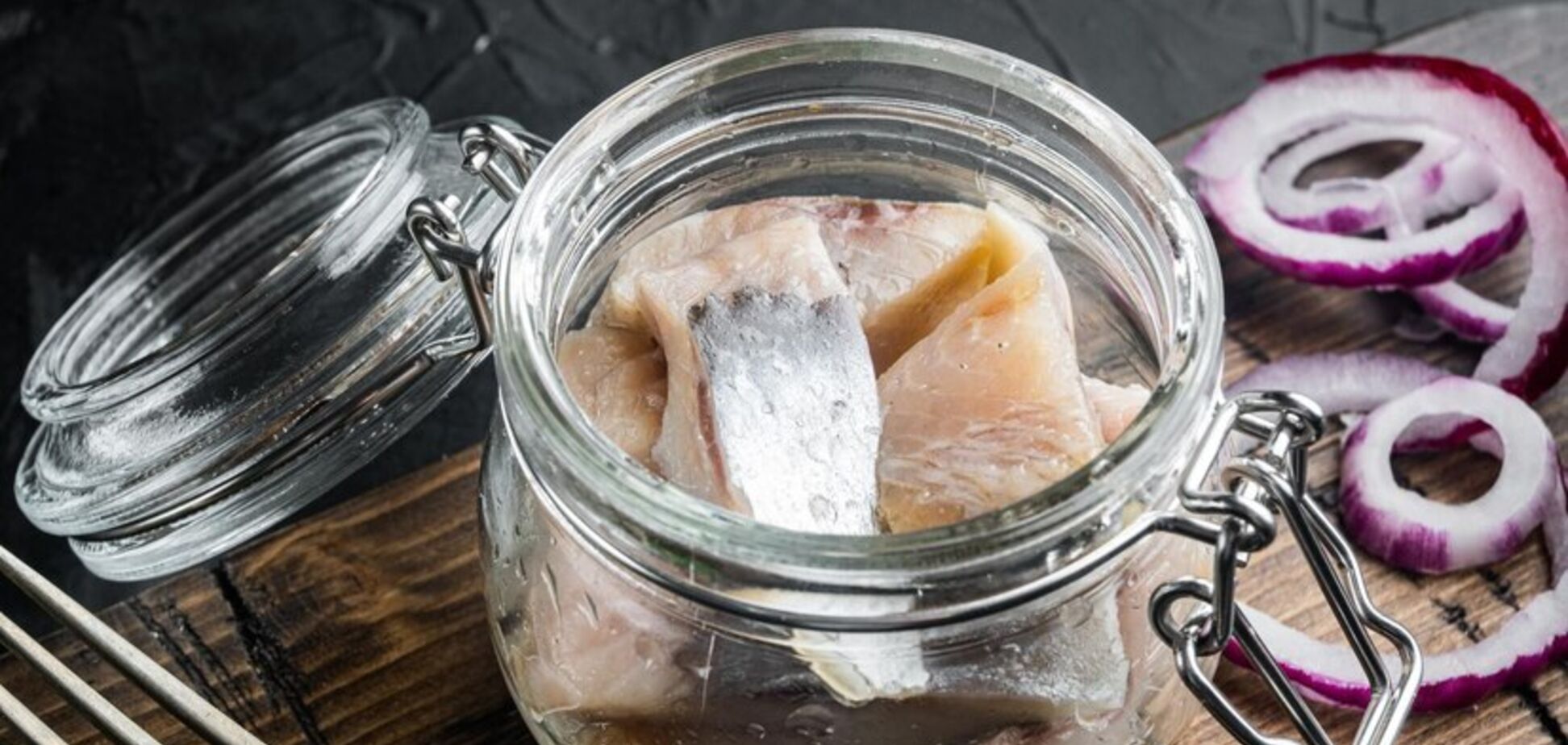 Как вкусно замариновать толстолоб: долго хранится в банке