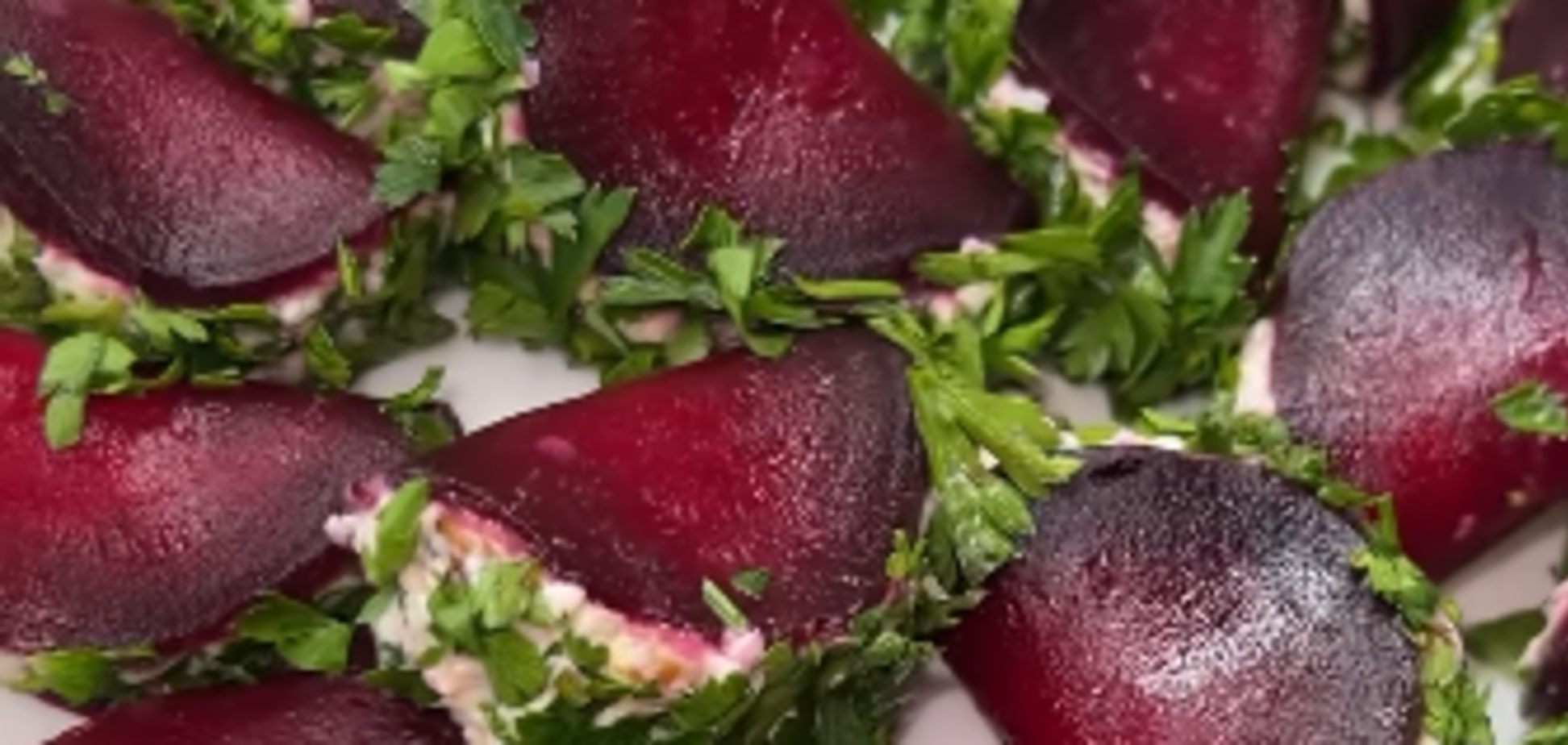 Вкусная закуска из свеклы для новогоднего стола: как приготовить